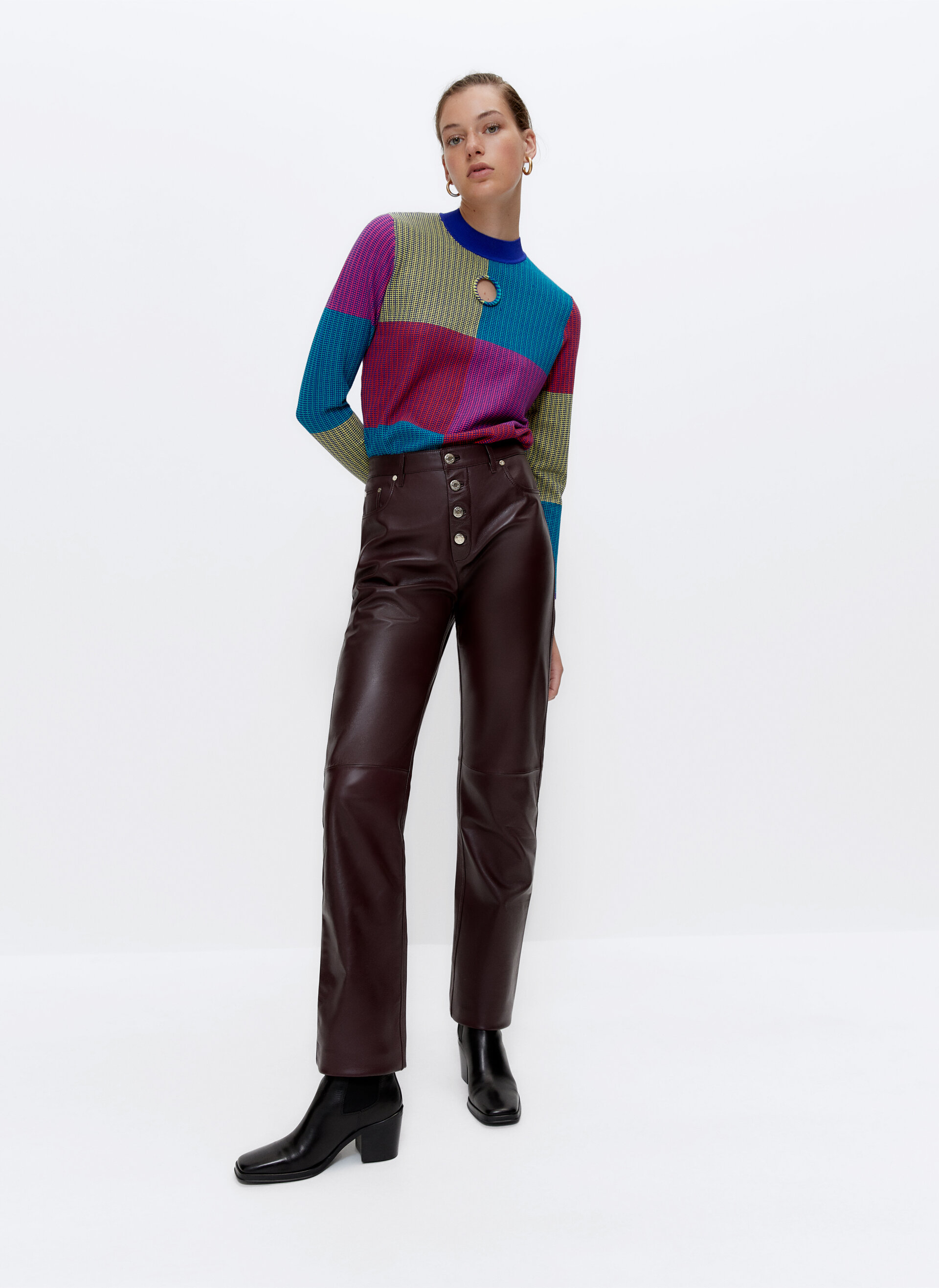 Uterque MULTICOLOURED SWEATER WITH RING DETAIL, £90.00