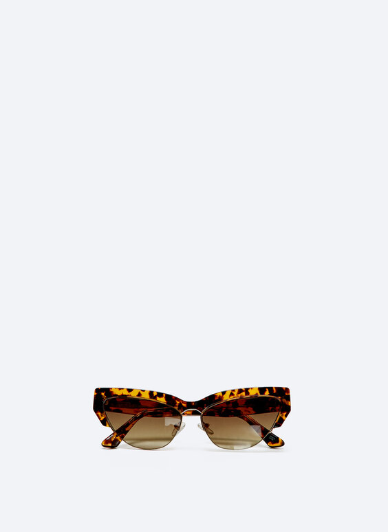 tortoise frame sunglasses