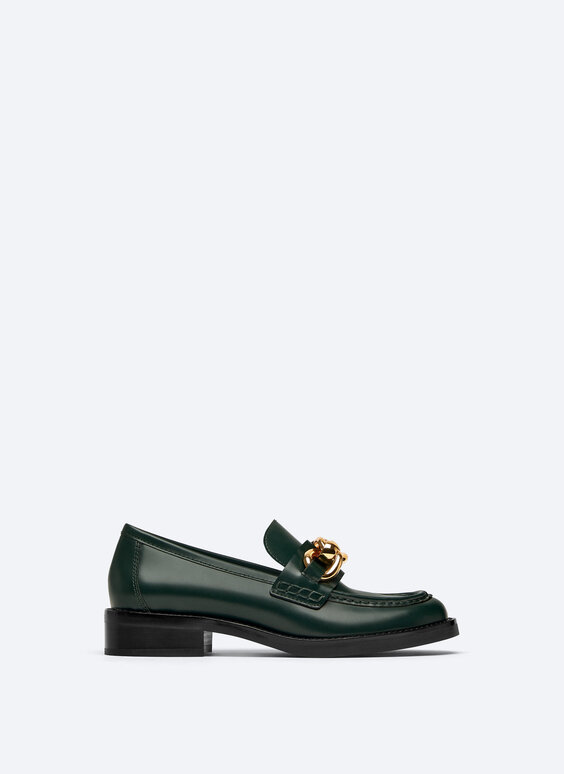 Leather loafers with chain